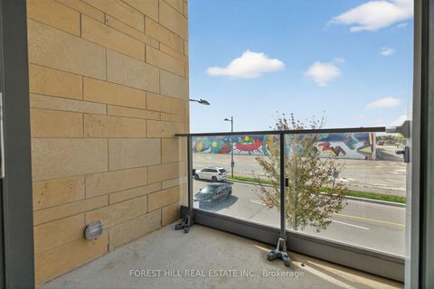 Photo 32 at Th6 - 9 Buttermill Avenue, Vaughan Corporate Centre, Vaughan