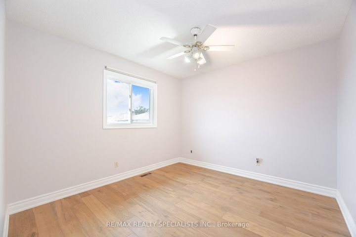 Photo 29 at 5274 Huntingfield Drive, Hurontario, Mississauga