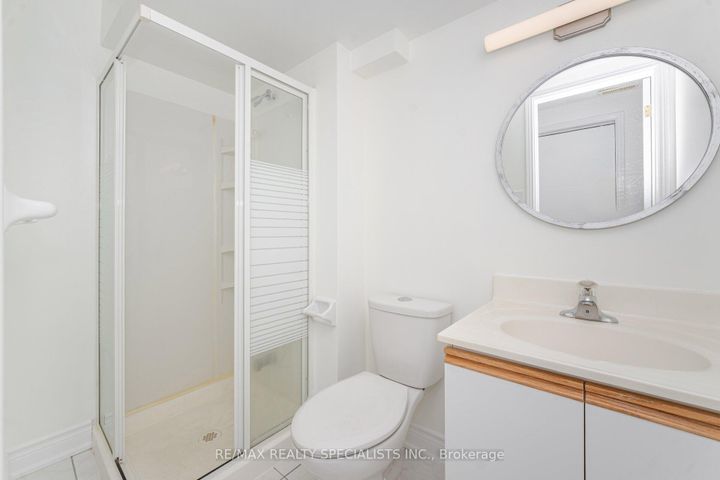 Photo 40 at 5274 Huntingfield Drive, Hurontario, Mississauga