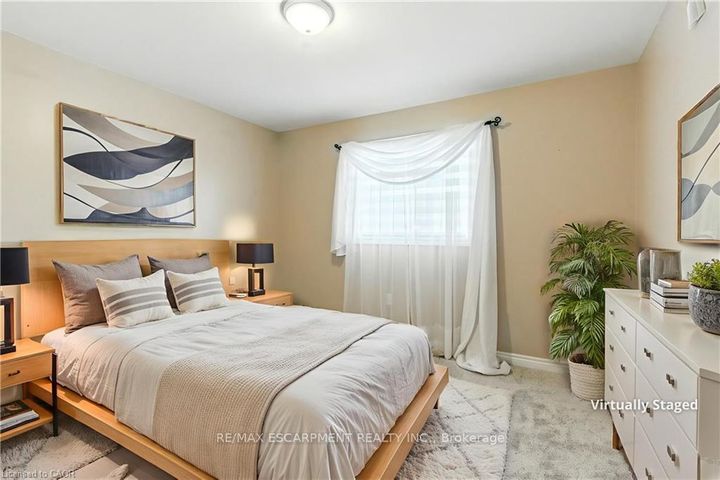 Photo 28 at 11 Silverspring Crescent, Rural Glanbrook, Hamilton