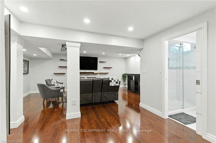Photo 34 at 11 Silverspring Crescent, Rural Glanbrook, Hamilton