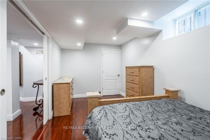 Photo 37 at 11 Silverspring Crescent, Rural Glanbrook, Hamilton