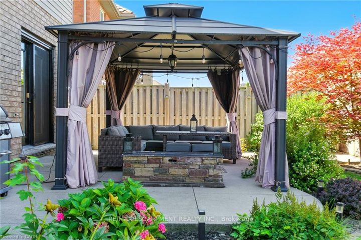 Photo 41 at 11 Silverspring Crescent, Rural Glanbrook, Hamilton