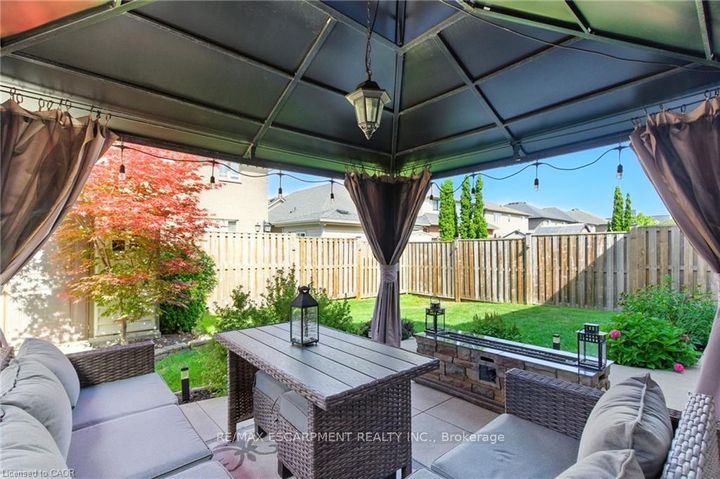 Photo 44 at 11 Silverspring Crescent, Rural Glanbrook, Hamilton