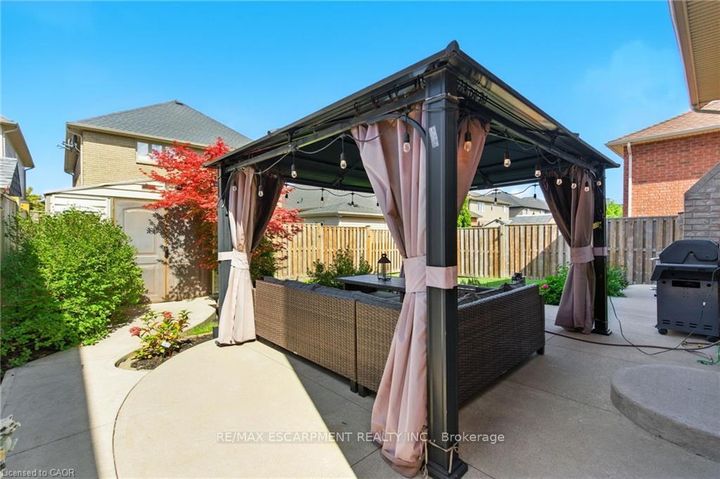 Photo 45 at 11 Silverspring Crescent, Rural Glanbrook, Hamilton