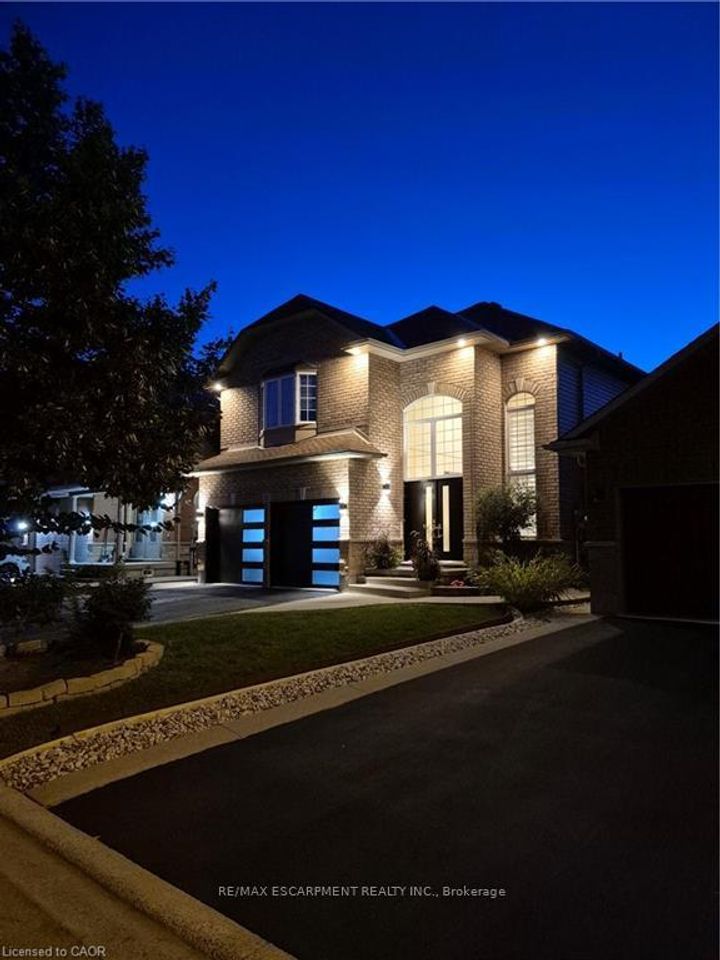 Photo 46 at 11 Silverspring Crescent, Rural Glanbrook, Hamilton