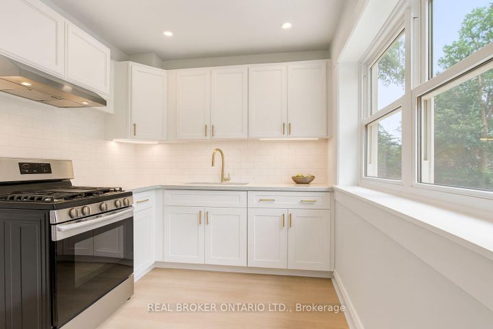 Photo 8 at 47 Mortimer Avenue, Broadview North, Toronto