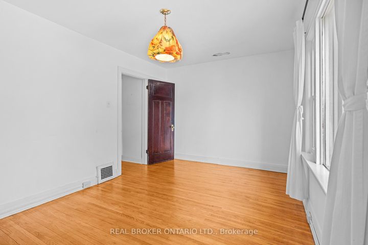 Photo 16 at 47 Mortimer Avenue, Broadview North, Toronto