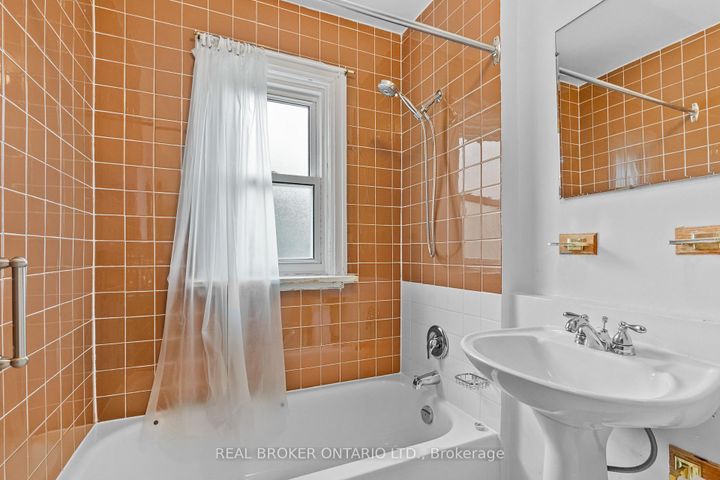 Photo 21 at 47 Mortimer Avenue, Broadview North, Toronto