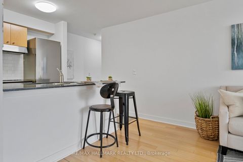 Photo 8 at 906 - 50 Lynn Williams Street, Niagara, Toronto