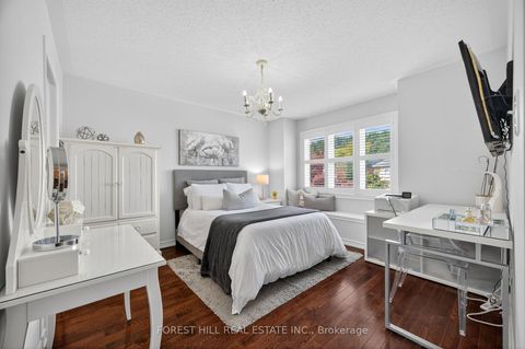 Photo 34 at 271 Autumn Hill Boulevard, Patterson, Vaughan