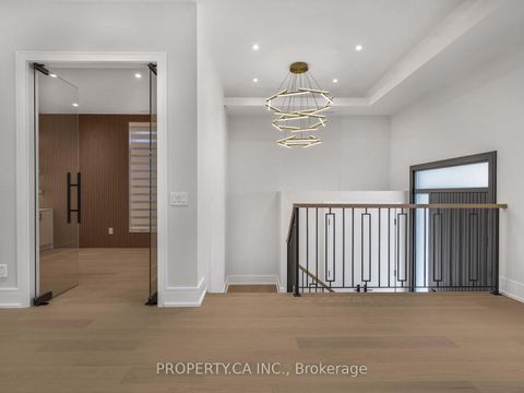 Photo 2 at 68 Lynnhaven Road, Lawrence, Toronto