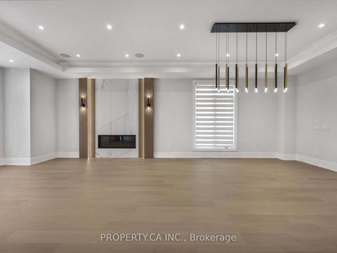 Photo 3 at 68 Lynnhaven Road, Lawrence, Toronto