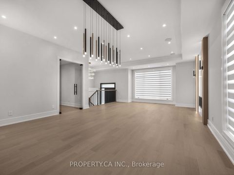Photo 7 at 68 Lynnhaven Road, Lawrence, Toronto