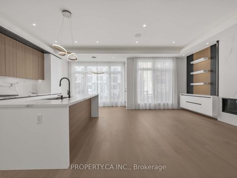 Photo 11 at 68 Lynnhaven Road, Lawrence, Toronto