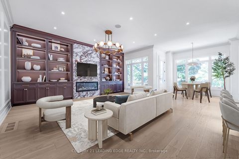 Photo 6 at 22 KING HIGH Avenue, Clanton Park, Toronto