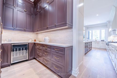 Photo 14 at 22 KING HIGH Avenue, Clanton Park, Toronto