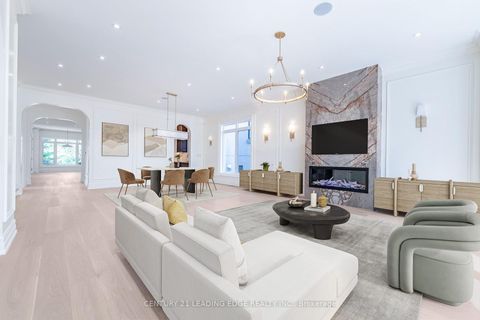 Photo 15 at 22 KING HIGH Avenue, Clanton Park, Toronto