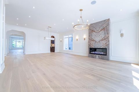 Photo 40 at 22 KING HIGH Avenue, Clanton Park, Toronto