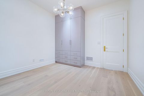 Photo 44 at 22 KING HIGH Avenue, Clanton Park, Toronto
