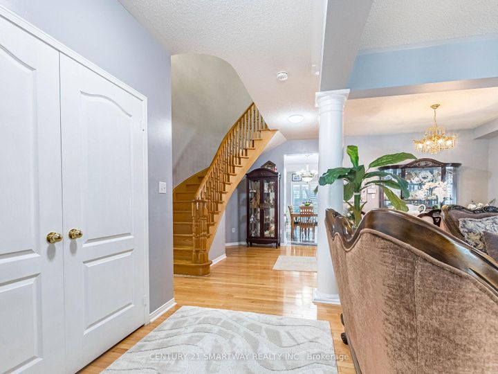 Photo 5 at 38 Bottlebrush Drive, Wellington, Brampton