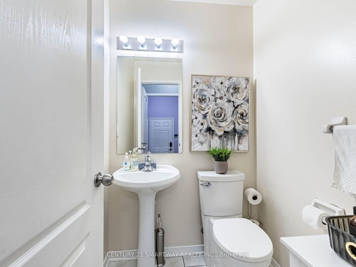 Photo 13 at 38 Bottlebrush Drive, Wellington, Brampton