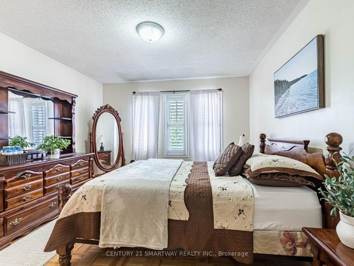 Photo 23 at 38 Bottlebrush Drive, Wellington, Brampton