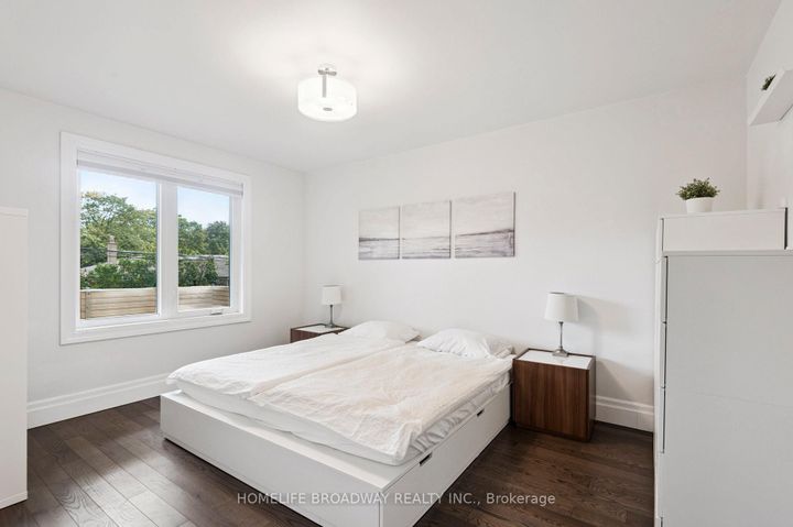 Photo 10 at 17 Jill Crescent, West Deane, Toronto