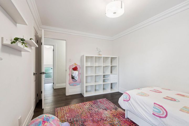 Photo 16 at 17 Jill Crescent, West Deane, Toronto