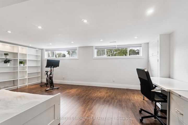 Photo 30 at 17 Jill Crescent, West Deane, Toronto