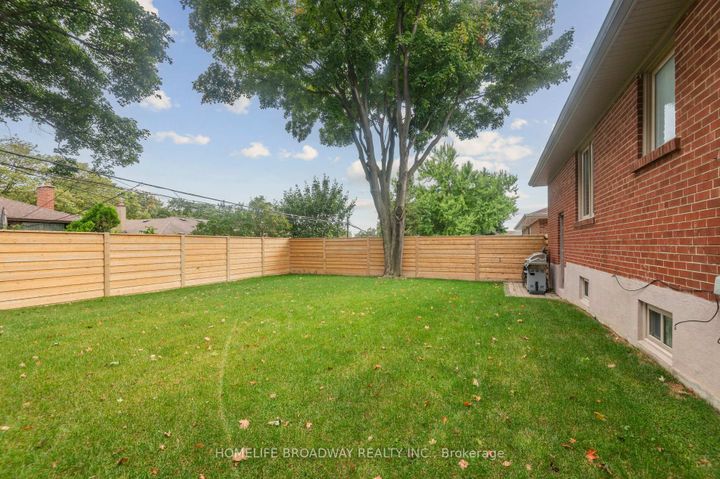 Photo 35 at 17 Jill Crescent, West Deane, Toronto