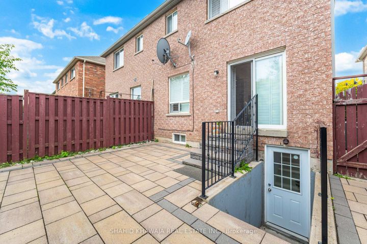Photo 27 at 3940 Skyview Street, Churchill Meadows, Mississauga