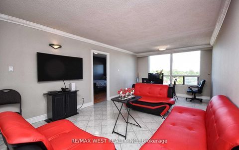 Photo 5 at 706 - 1 Reidmount Avenue, Malvern West, Toronto