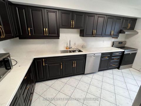 Photo 11 at 706 - 1 Reidmount Avenue, Malvern West, Toronto