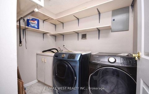 Photo 17 at 706 - 1 Reidmount Avenue, Malvern West, Toronto