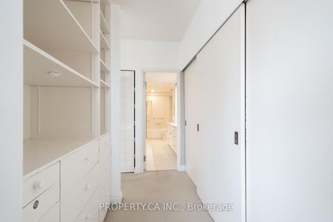 Photo 11 at 606 - 55a Avenue Road, Annex, Toronto