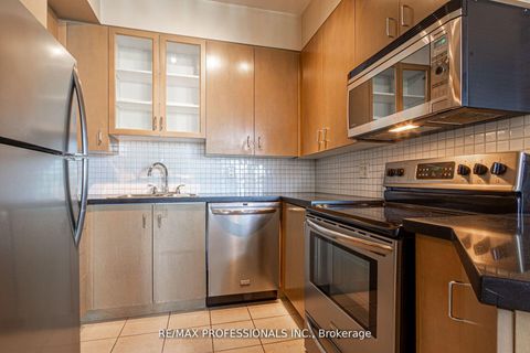 Photo 7 at 1007 - 70 Alexander Street, Yonge Corridor, Toronto