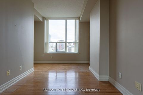 Photo 19 at 1007 - 70 Alexander Street, Yonge Corridor, Toronto