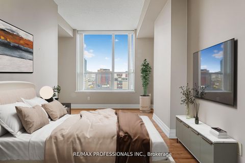 Photo 20 at 1007 - 70 Alexander Street, Yonge Corridor, Toronto