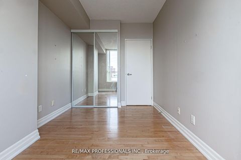 Photo 21 at 1007 - 70 Alexander Street, Yonge Corridor, Toronto