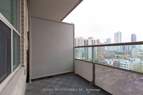Photo 22 at 1007 - 70 Alexander Street, Yonge Corridor, Toronto