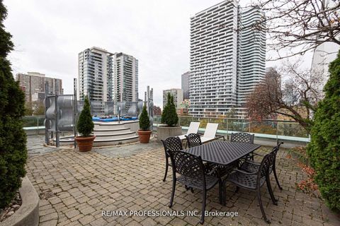 Photo 27 at 1007 - 70 Alexander Street, Yonge Corridor, Toronto