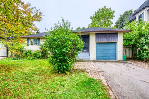 Photo 3 at 398 Tennyson Drive, WO West, Oakville