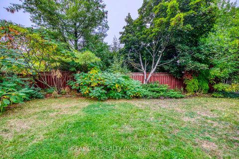 Photo 14 at 398 Tennyson Drive, WO West, Oakville
