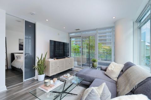 Photo 4 at 218 - 4K Spadina Avenue, Waterfront Communities C1, Toronto