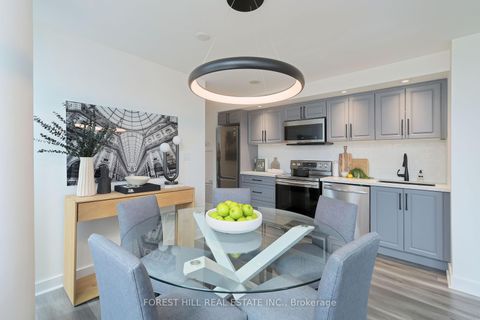Photo 7 at 218 - 4K Spadina Avenue, Waterfront Communities C1, Toronto