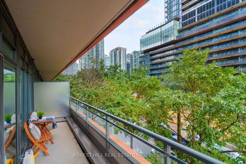 Photo 9 at 218 - 4K Spadina Avenue, Waterfront Communities C1, Toronto
