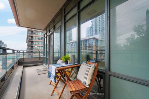 Photo 11 at 218 - 4K Spadina Avenue, Waterfront Communities C1, Toronto