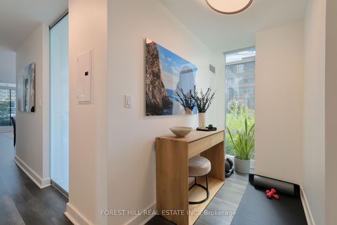 Photo 12 at 218 - 4K Spadina Avenue, Waterfront Communities C1, Toronto