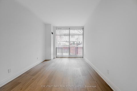 Photo 13 at 104 - 95 Prince Arthur Avenue, Annex, Toronto